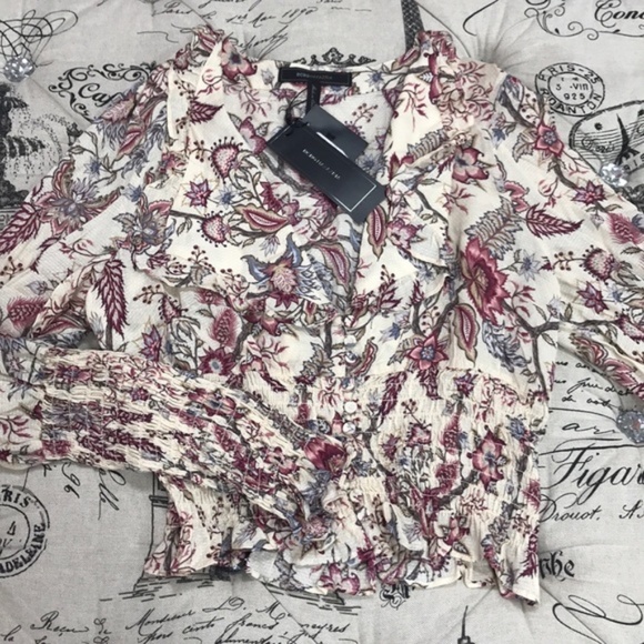 BCBGMAXAZRIA Floral-Print Flounce Blouse - Picture 4 of 8